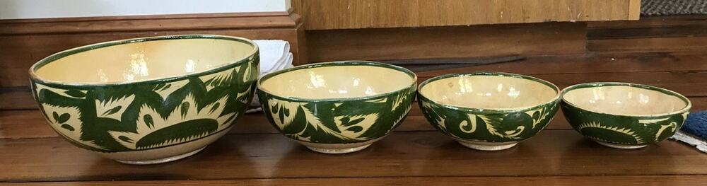 Set of 4 Vintage Mexican Terra Cotta Pottery Yellow Ware Nesting Mixing Bowls